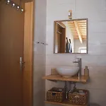 Paragem Dos Pacatos - *